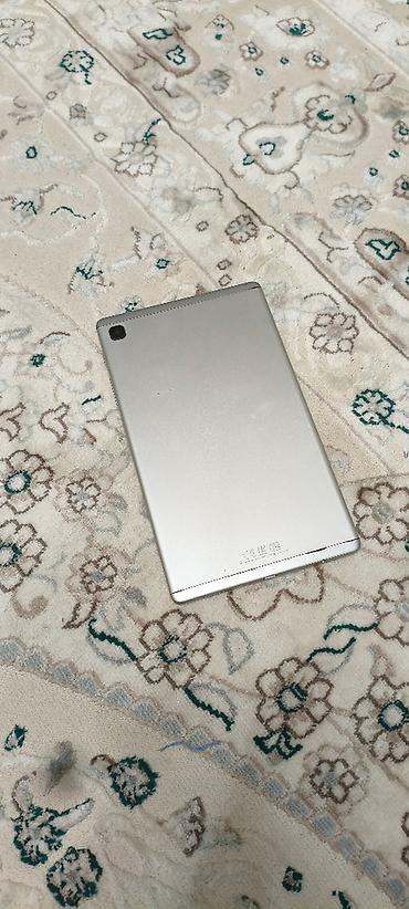 ipad samsung: Планшет, Samsung, память 32 ГБ, 9" - 10", Б/у, Классический цвет - Серебристый — 2