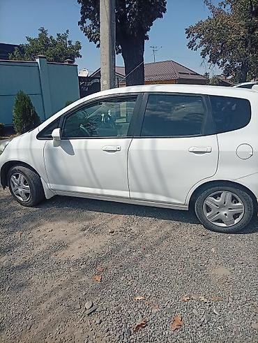 legend: Honda Fit: 2003 г., 1.3 л, Автомат, Бензин, Хэтчбэк — 1