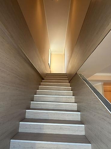 Продажа квартир: 3 комнаты, 110 м², 5 этаж — 5