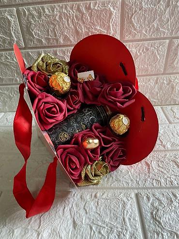 Praznična dekoracija: 🌸🌷 cvetni box setovi 🌷🌸 tražiš savršen poklon koji ostavlja bez daha? — 9