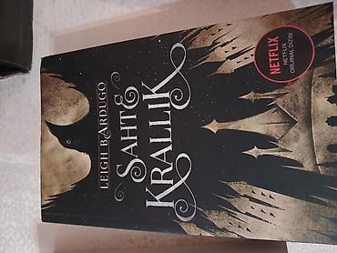 Bədii ədəbiyyat: Leigh Bardugo – Grishaverse kitabları (Türkcə nəşrlər) Paketdə olan — 2