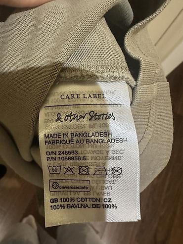 atelier: &Other Stories (Stockholm Atelier) uniseks T‑shirt - Rəng: torpaq — 3