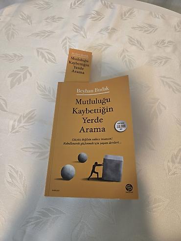 Məhsul: Kitab + kitab ayracı dəsti - Adı: “Mutluluğu Kaybettiğin