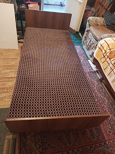 Tək nəfərlik taxta çarpayı - Ölçü: təxmini 90x190 sm (tək nəfərlik lalafo.az -da Tək nəfərlik taxta çarpayı - Ölçü: təxmini 90x190 sm (tək nəfərlik