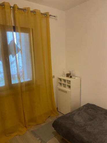 Dugoročni najam stanova: 3 sobe — 27