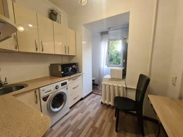 Продажа квартир: 2 комнаты, 57 м², Индивидуалка, 3 этаж, Косметический ремонт