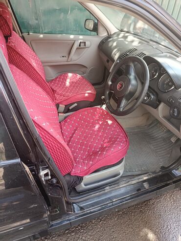 срочно срочно продаю машина: Volkswagen Polo: 2001 г., 1.4 л, Автоматические, Бензин