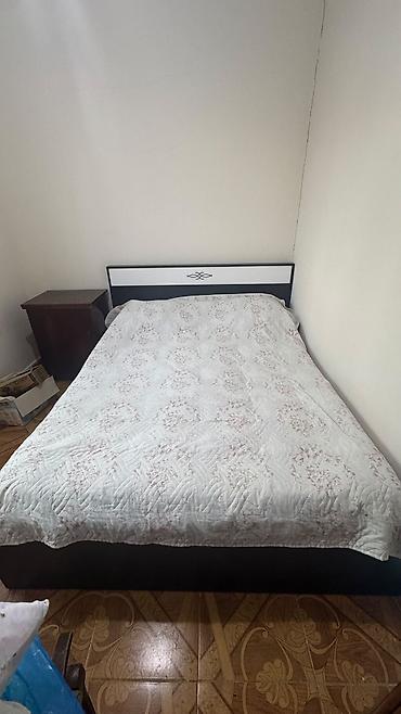 riad ticarət mərkəzi: Yataq dəsti termo yaxşı vəziyətdədir. real alıcıya endirim var — 2