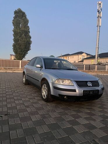 мазда 323 2001: Volkswagen Passat: 2001 г., 2 л, Механика, Бензин, Седан