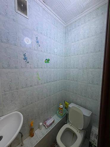 Продажа квартир: 3 комнаты, 80 м², Асанбай мкр 105 серия, 2 этаж — 10
