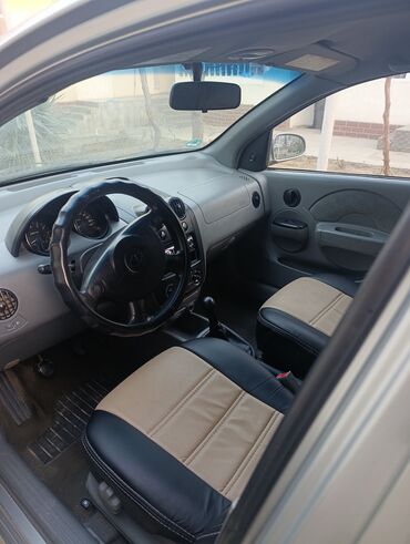 Daewoo: Daewoo Kalos: 2004 г., 1.2 л, Механика, Бензин, Хэтчбэк — 19