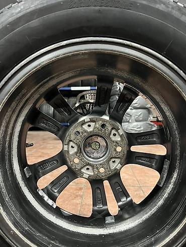 Транспорт: Комплект колес в сборе на литых дисках. - Шины: Bridgestone Studless — 9