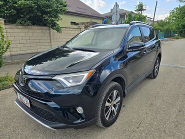 срочно срочно продаю машина: Toyota RAV4: 2018 г., 2.5 л, Типтроник, Бензин, Кроссовер