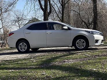 Toyota: Toyota Corolla: 2018 г., 1.6 л, Механика, Бензин, Седан — 6