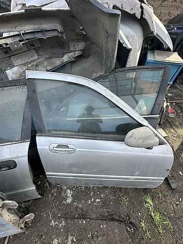 Двери и комплектующие: Комплект Honda — 2