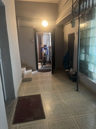 Köhnə tikili: Bakı, 4 otaqlı, Köhnə tikili, m. Gənclik, 120 kv. m — 24