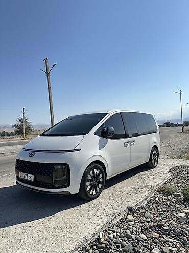 продо: Hyundai Staria: 2023 г., 3.5 л, Автомат, Газ, Минивэн — 2