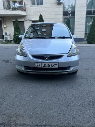 каропка сди: Honda Fit: 2001 г., 1.3 л, Вариатор, Бензин, Хэтчбэк