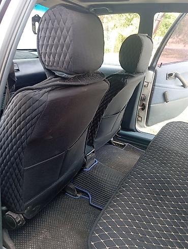 Транспорт: Volkswagen Passat: 1993 г., Механика, Бензин — 2