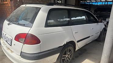 Toyota Avensis: 1999 г., 1.8 л, Кол менен иштөөчү, Бензин, Универсал lalafo.kg да — 3 Toyota Avensis: 1999 г., 1.8 л, Кол менен иштөөчү, Бензин, Универсал — 3