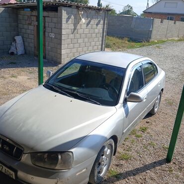 Hyundai: Hyundai Elantra: 2002 г., Бензин, Седан