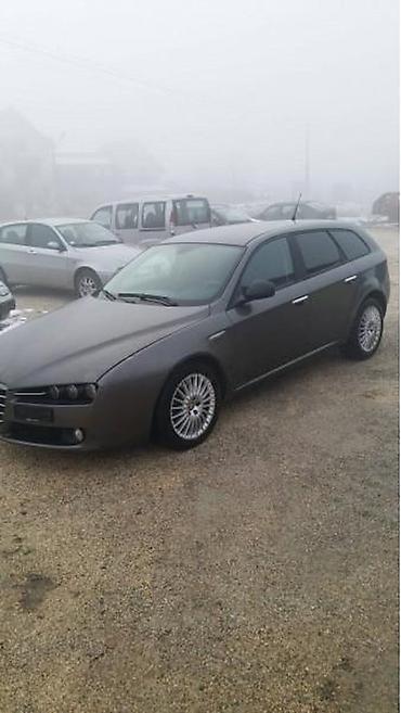 auto delovi alfa: DELOVI ZA ALFA ROMEO 159 | Stanje automobila kao na navedenim — 3