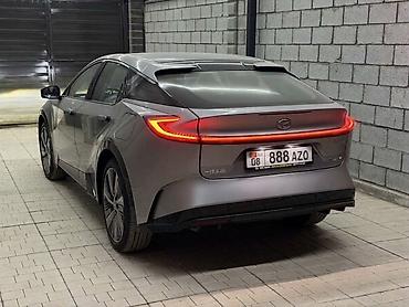 mg 6: Toyota bZ5: 2026 г., Электромобиль, Седан — 3
