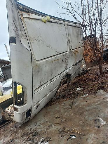 Грузовые кузова и будки: Mercedes-Benz — 3