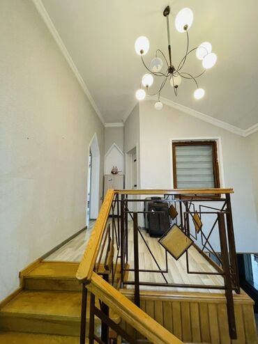 Həyət evləri və villaların satışı: 7 otaqlı, 150 kv. m — 31