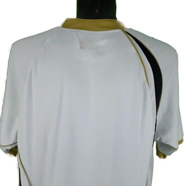 Majice: Dres real madrid, vel. Xl marka: real madrid veličina: xl materijal — 4