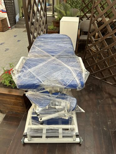 модульная мебель: Продаю гинекологическое кресло 2 штуки в наличии каждая 35000 сом