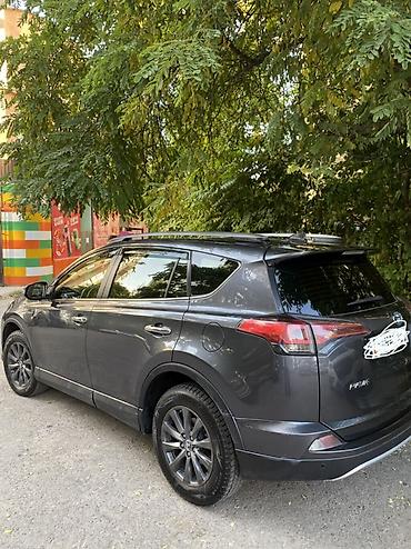 hybrid: Toyota RAV4: 2017 г., 2.5 л, Автомат, Гибрид, Кроссовер — 2