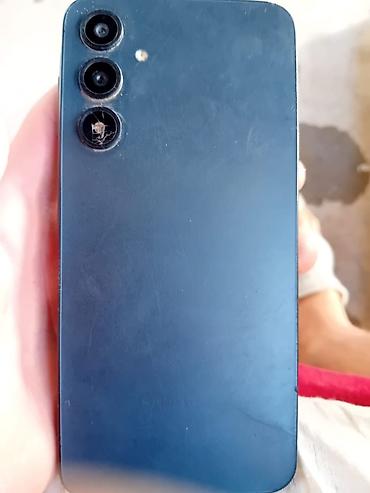 nokia x: Смартфон с тройным модулем камер на задней панели и фронтальной — 2
