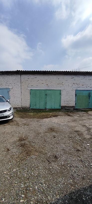 Продажа коттеджей и домов: Продаётся 3-х комнатный дом частично с ремонтом. Дом просторный — 16