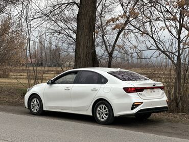 Kia: Kia K3: 2018 г., Седан — 8