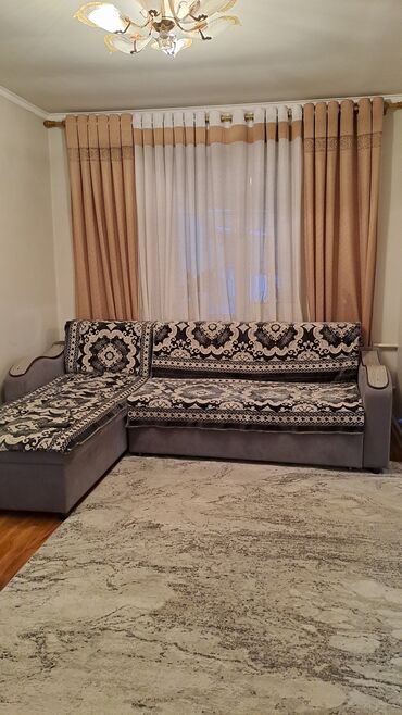 Недвижимость Бишкека: 90 м², 3 комнаты, Свежий ремонт Кухонная мебель