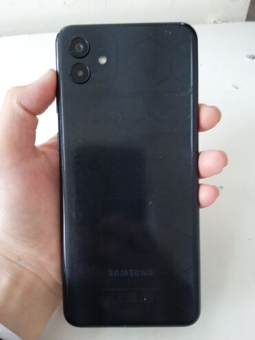 Samsung: Samsung Galaxy A04, Б/у, 32 ГБ, цвет - Черный, 2 SIM