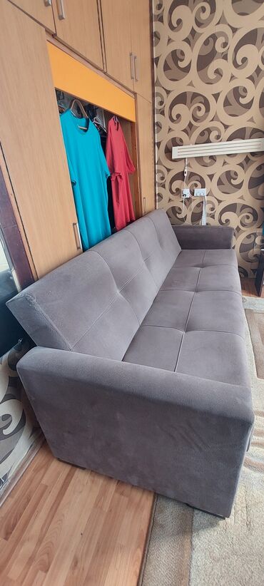 divan xacmaz: Divan, İşlənmiş, Açılan, Bazalı