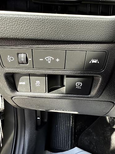 Hyundai: Hyundai Sonata: 2019 г., 2 л, Автомат, Газ, Седан — 16