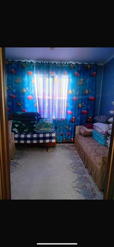 Продажа коттеджей и домов: Продаётся дом с ухоженным двором и удобной планировкой. - Участок — 6