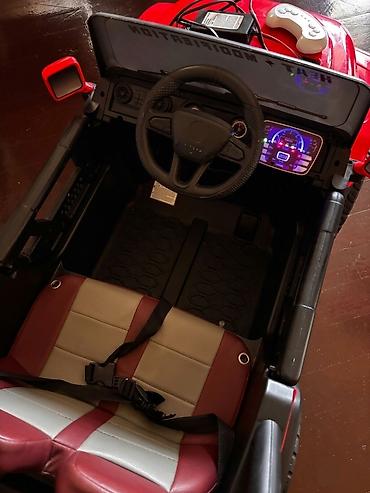 usaq masn: Uşaq üçün böyük elektrikli off-road tərzində 4x4 jeep satılır. Çox az — 7
