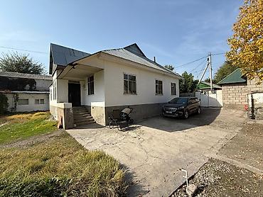 Долгосрочная аренда домов: 105 м², 4 комнаты, Забор, огорожен, Парковка — 16