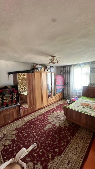 Продажа домов: Дом, 200 м², 5 комнат, Собственник, Старый ремонт at lalafo.kg — 8 Продажа домов: Дом, 200 м², 5 комнат, Собственник, Старый ремонт — 8