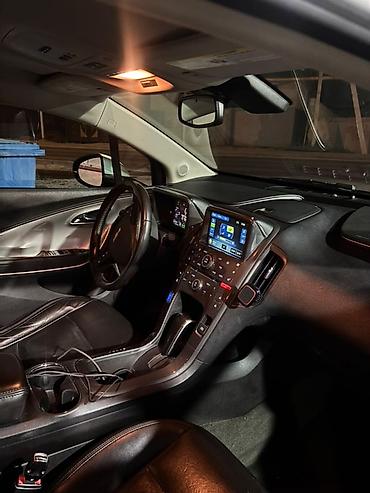 Chevrolet: Chevrolet Volt: 2012 г., 1.4 л, Гибрид, Хэтчбэк — 11