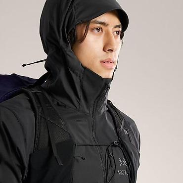 Мужская ветровка Arc’teryx (чёрная) - Лёгкая и компактная