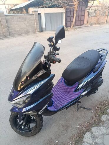 Скутеры: Тип скутера M8, 150 куб. см, Бензин, Б/у — 5