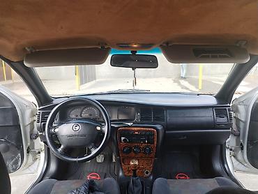 Opel: Opel Vectra: 1.6 l | 1998 il 357152 km Sedan — 11