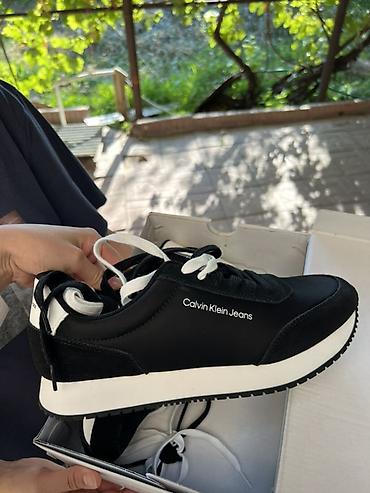 кроксы 43: Кроссовки Calvin Klein Jeans 100% оригинал с Европы Абсолютно новые — 1