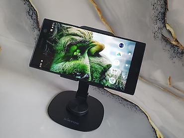 Sony Xperia Xa2, Б/у, 32 ГБ, цвет - Черный, 1 SIM, 2 SIM