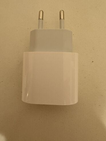 iphone adaptr: Adapter Apple, 20 Vt, Yeni